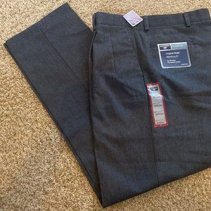 Dockers Pants Mens Grey Original Individual Fit Pleated • Size 34 X 34 NWT